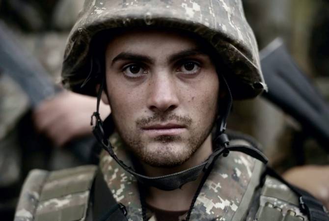 Война вступила во все семьи: фильм BBC об армянских солдатах на фронте и об их матерях