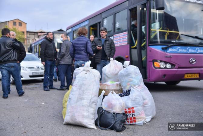 Российские миротворцы в Нагорном Карабахе сопроводили уже более 49 тысяч вернувшихся в свои дома беженцев
