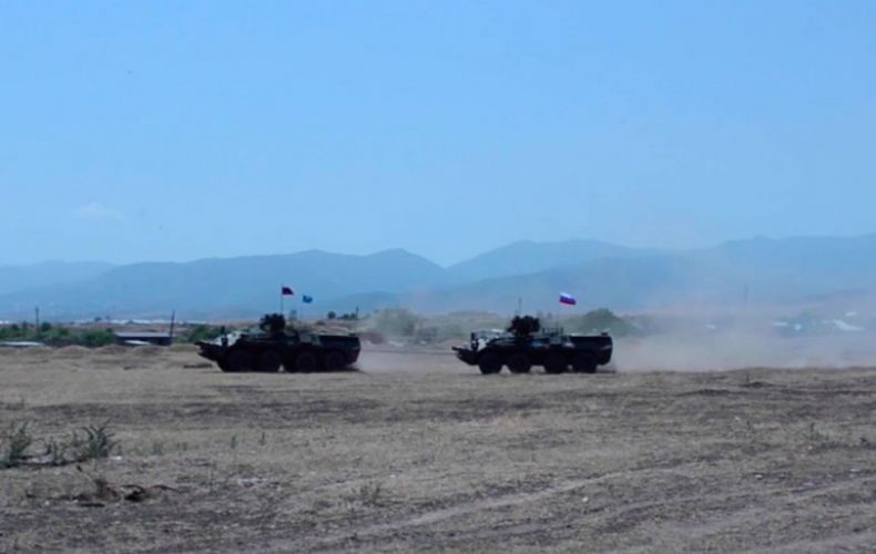Российские миротворцы отработали тактику ведения современного боя на учебном полигоне в Нагорном Карабахе
