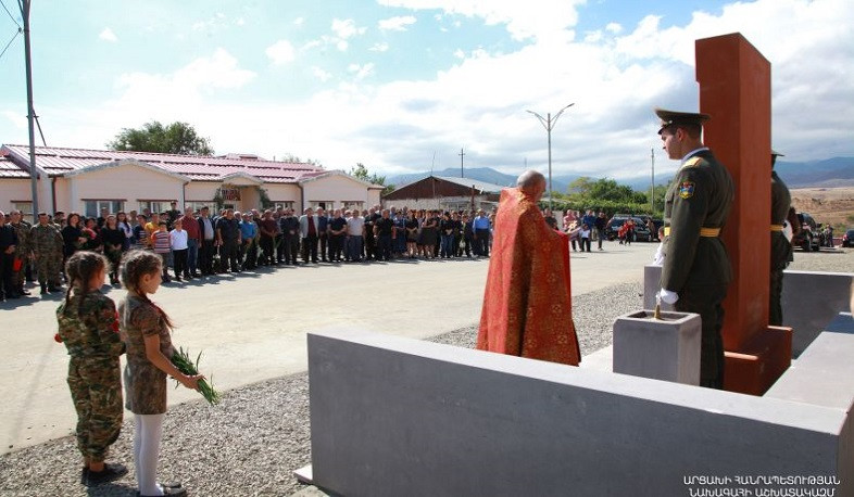 Արցախի նախագահը Բերքաձոր համայնքում մասնակցել է խաչքար-հուշարձանի բացման արարողությանը