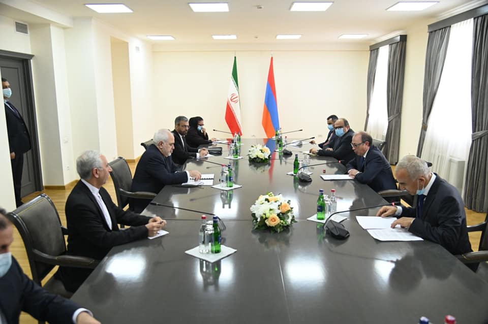 Азербайджан пытается формировать новые геополитические реалии, не исходящие из интересов стран, пытающихся достичь стабильности в регионе: Айвазян