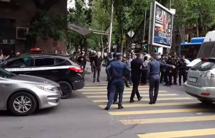 Երևանում շարունակվում են անհնազանդության ակցիաները. կան բերման ենթարկվածներ. Ոստիկանությունը բերման է ենթարկել բողոքի ակցիաների 38 մասնակցի