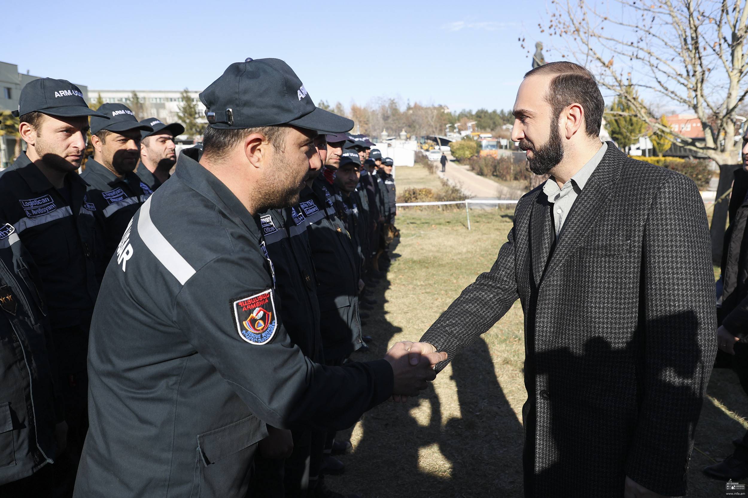 Հայաստանի արտաքին գործերի նախարար Արարատ Միրզոյանը Թուրքիայի Ադըյաման քաղաքում հանդիպել է հայ փրկարարների հետ