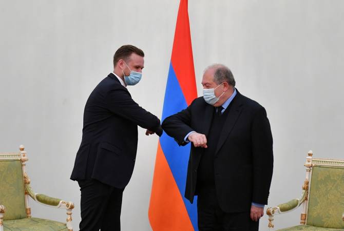Հայաստանն ու Լիտվան համագործակցության մեծ ներուժ ունեն. ՀՀ նախագահն ընդունել է Լիտվայի ԱԳ նախարարին