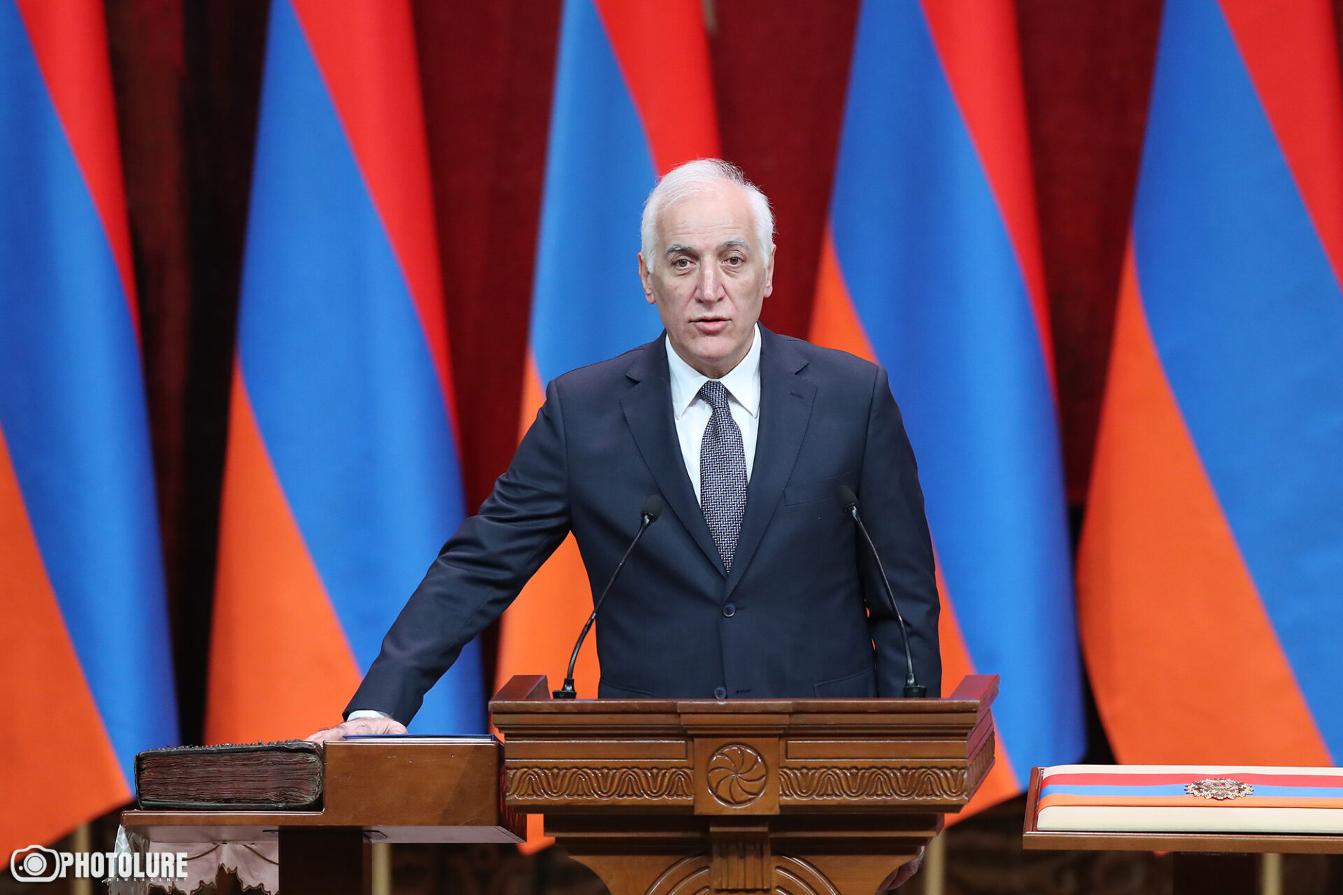 Հայաստանի Հանրապետության նախագահի պաշտոնը ստանձնելու կապակցությամբ Վահագն Խաչատուրյանը շնորհավորական ուղերձներ է ստացել