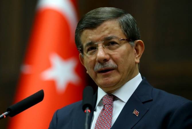 Экс-премьер Турции назвал Эрдогана большей угрозой для мира, чем пандемия Covid-19