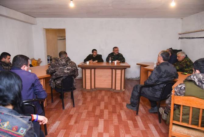 Президент Арцаха обсудил с парламентскими фракциями сложившуюся в стране ситуацию 