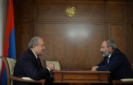 President Sarkissian holds meeting with Pashinyan