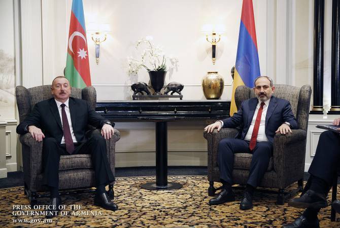 Հայաստանի կառավարությունը մանրամասներ է ներկայացրել Ադրբեջանի հետ տարբեր ուղղություններով տարվող բանակցությունների վերաբերյալ