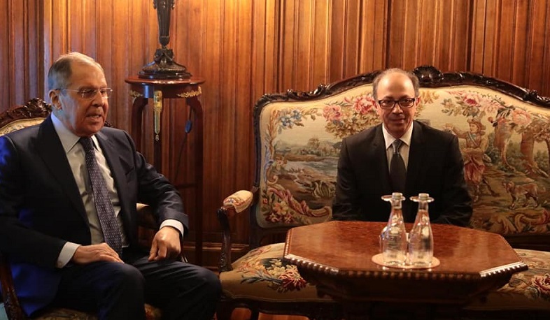 Глава МИД Армении Ара Айвазян, находящийся с рабочим визитом в России, проводит встречу с главой МИД России Сергеем Лавровым