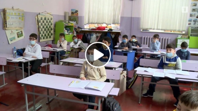 Арцахских школьников хорошо приняли в ереванских школах, но они ждут возвращения в родную школу. Видео