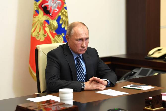 Путин назвал работу миротворцев в Карабахе четкой и слаженной