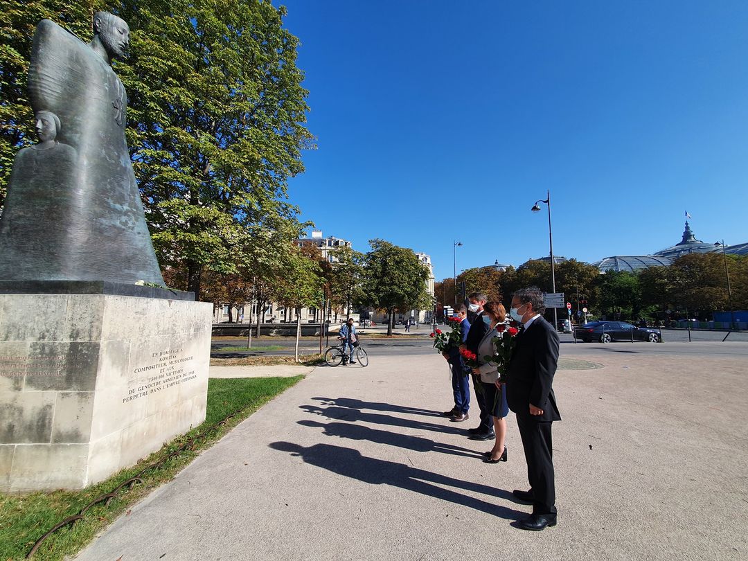 Փարիզում Կոմիտաս Վարդապետի արձանի մոտ հարգանքի տուրք է մատուցվել