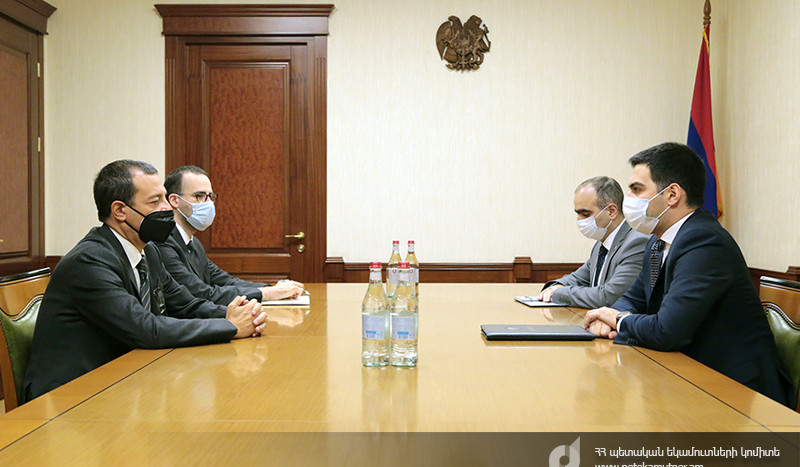 Ռուստամ Բադասյանը և Իտալիայի դեսպանը քննարկել են հարկային և մաքսային վարչարարության ոլորտում համագործակցության հարցեր