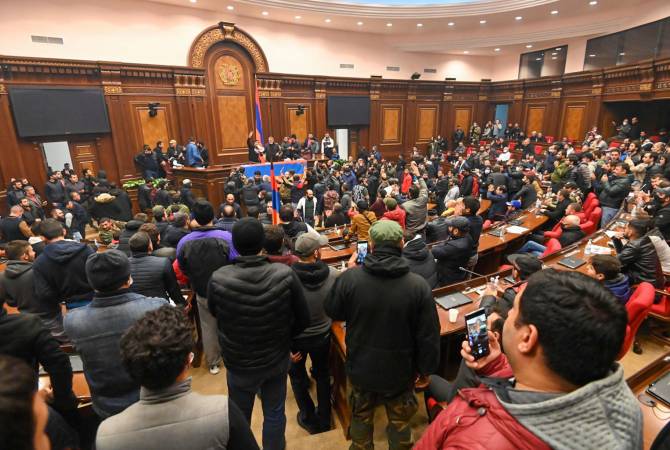Երևանում նոյեմբերի 10-ի գիշերը զանգվածային անկարգությունների փաստերով 4 քրեական գործ ուղարկվել է դատարան
