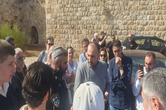 Երուսաղեմի հայերից տեղի ոստիկանությունը պահանջել է ազատել «Կովերի պարտեզի» վիճելի տարածքը