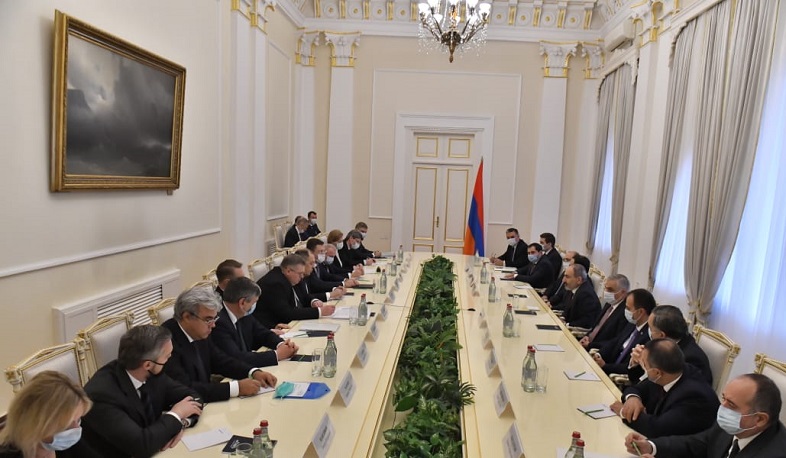 ՌԴ-ն վերահաստատում է աջակցությունը եղբայրական հայ ժողովրդին. վարչապետն ընդունել է ՌԴ կառավարական պատվիրակությանը