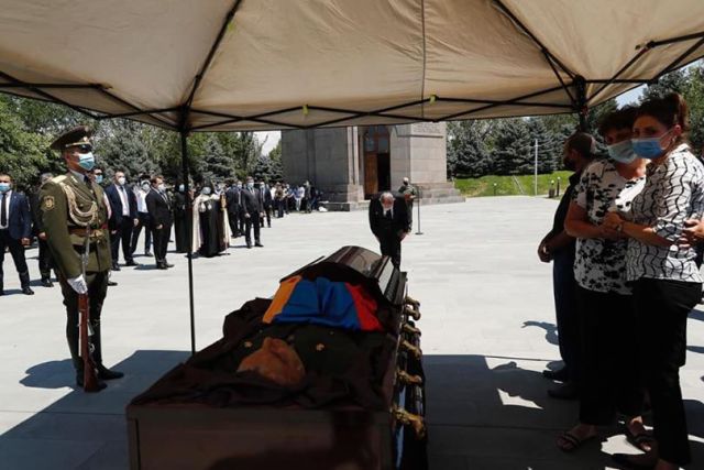 Խոնարհվում եմ մեր բոլոր զինվորների առաջ, ովքեր կանգնած են Տավուշի հողի վրա եւ կերտեցին մեր այսօրվա հպարտությունը.Նիկոլ Փաշինյան