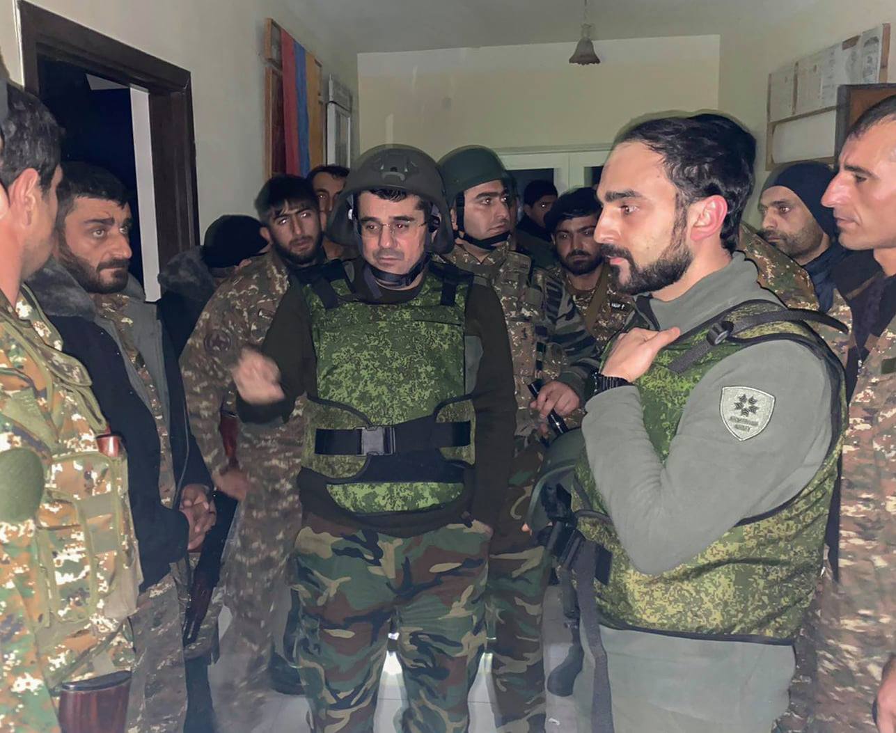 In full combat gear, President of Artsakh visits Shushi, vows “all possible efforts” to defend town