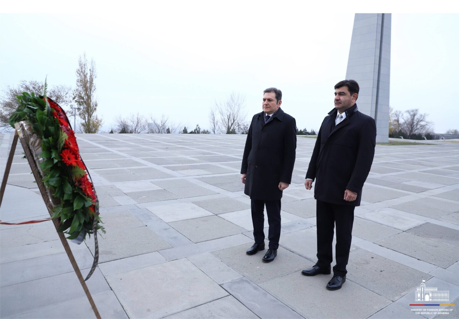 Հարգանքի տուրք ցեղասպանության զոհերի հիշատակի ու նրանց արժանապատվության միջազգային օրվա առթիվ