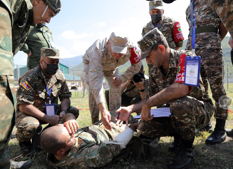ՀՀ զինված ուժերի զորամասերից մեկում օգոստոսի 26-ին անցկացվել է «Խաղաղության մարտիկ» մրցույթի ռազմամարզական «Պրոֆեսիոնալ» մրցաձևի «Բուժօգնության կազմակերպում» մրցափուլը: