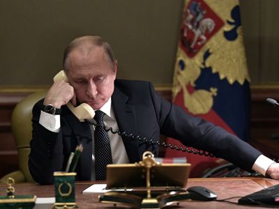 Putin has phone talks with Nikol Pashinyan and Ilham Aliyev