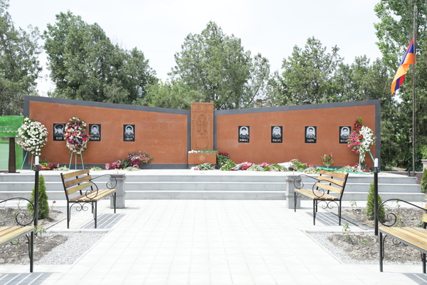 Մարզպետը Լենուղիում ներկա է գտնվել Արցախյան 44-օրյա պատերազմում զոհված համայնքի չորս քաջերի հիշատակին նվիրված հուշարձանի բացմանը