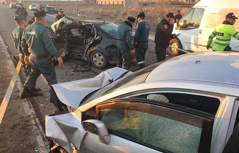 Խոշոր ավտովթար Արարատի մարզում. վարորդներից մեկն ու ուղևորը տեղում մահացել են, մյուս վարորդը՝ հոսպիտալացվել