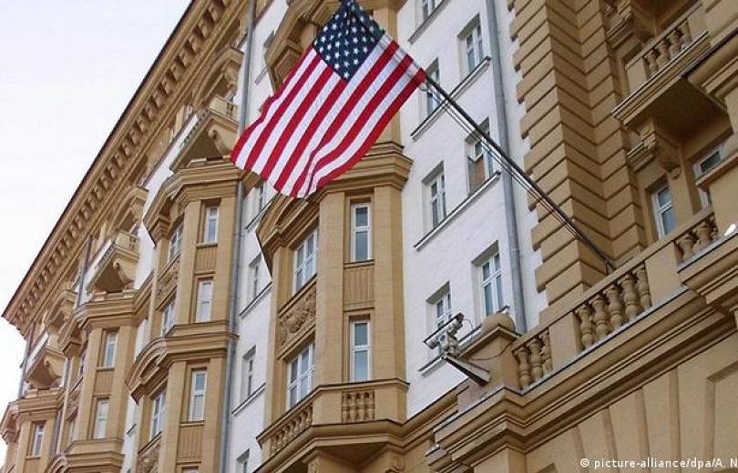 Մոսկվայում ԱՄՆ դեսպանատունն իր քաղաքացիներին խորհուրդ է տալիս անհապաղ լքել Ռուսաստանը