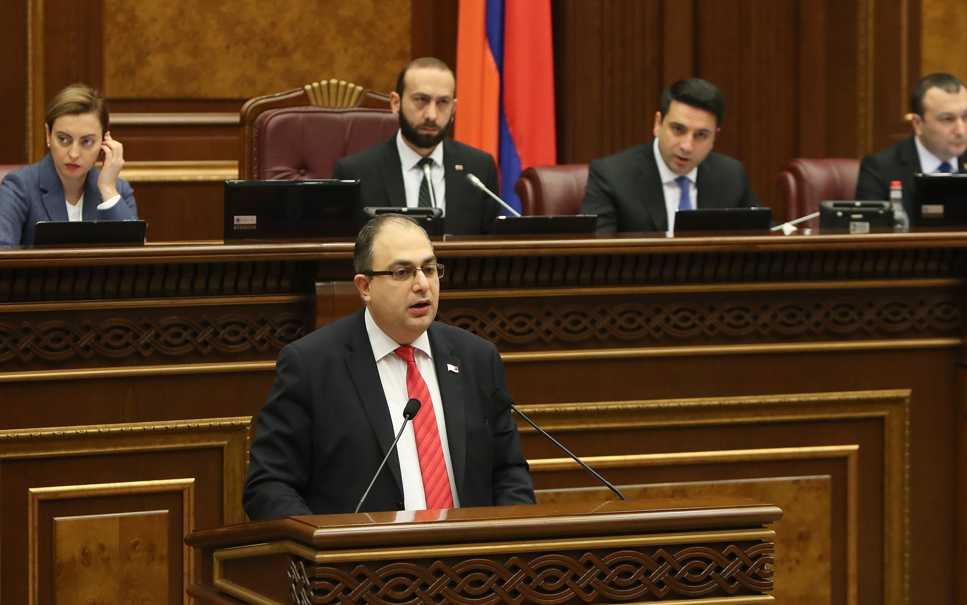 Կառավարության ծրագիրը կոչված է ապահովել Հայաստանի և Արցախի համար անվտանգության անհրաժեշտ միջավայր. Վլադիմիր Վարդանյան