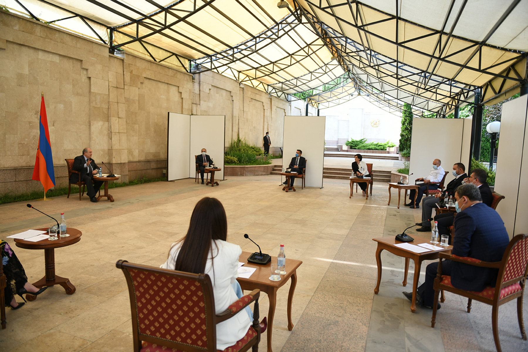Հանրապետության նախագահ Արմեն Սարգսյանը հանդիպում է ունեցել գյուղատնտեսության, սննդի արտադրության, վերամշակող և սպասարկման ոլորտների մի խումբ ընկերությունների ղեկավարների հետ: ՏԵՍԱՆՅՈՒԹ