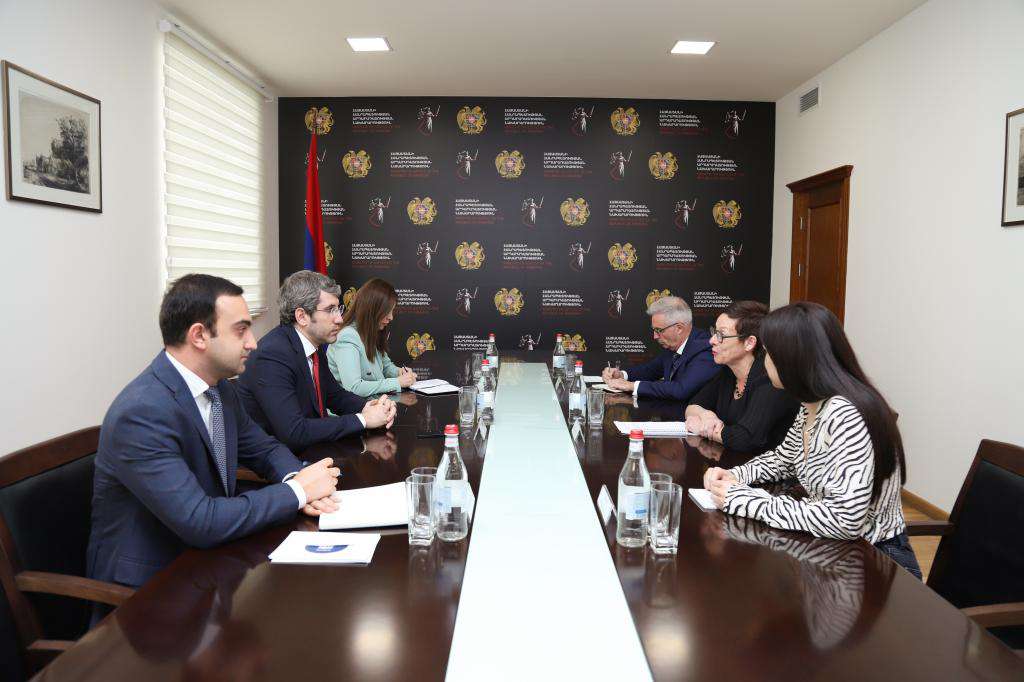 Նախարար Գրիգոր Մինասյանը հանդիպել է ՀՀ-ում Ֆրանսիայի դեսպանին. քննարկվել է հայ-ֆրանսիական իրավական ոլորտի օրակարգը