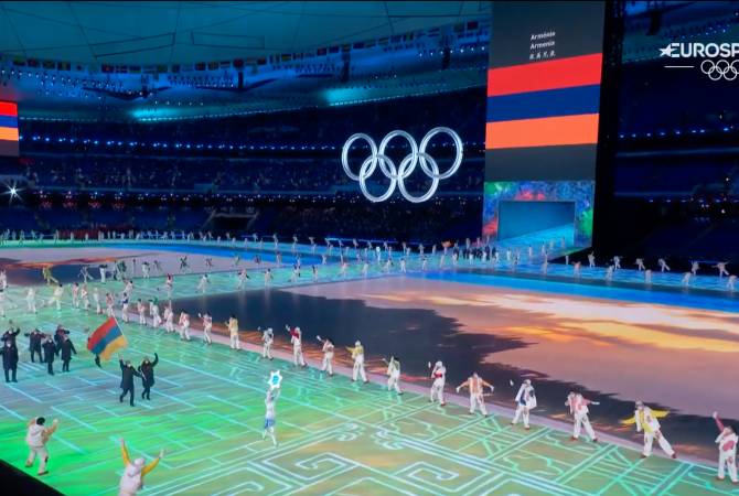 Պեկինում մեկնարկել են 24-րդ ձմեռային Օլիմպիական խաղերը. Հայաստանի պատվիրակության դրոշը տանում էին դահուկորդ Միքայել Միքայելյանը և գեղասահորդ Թինա Կարապետյանը