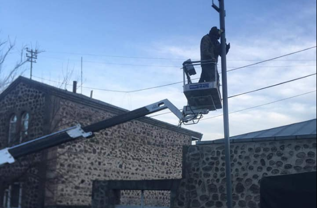 Գորիսի փողոցներում տեղադրվում են լուսավորության նոր համակարգեր