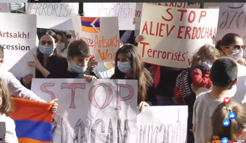 Արցախցի կանանց բողոքի ակցիան՝ Երեւանում ՄԱԿ-ի գրասենյակի դիմաց. ուղիղ (տեսանյութ)