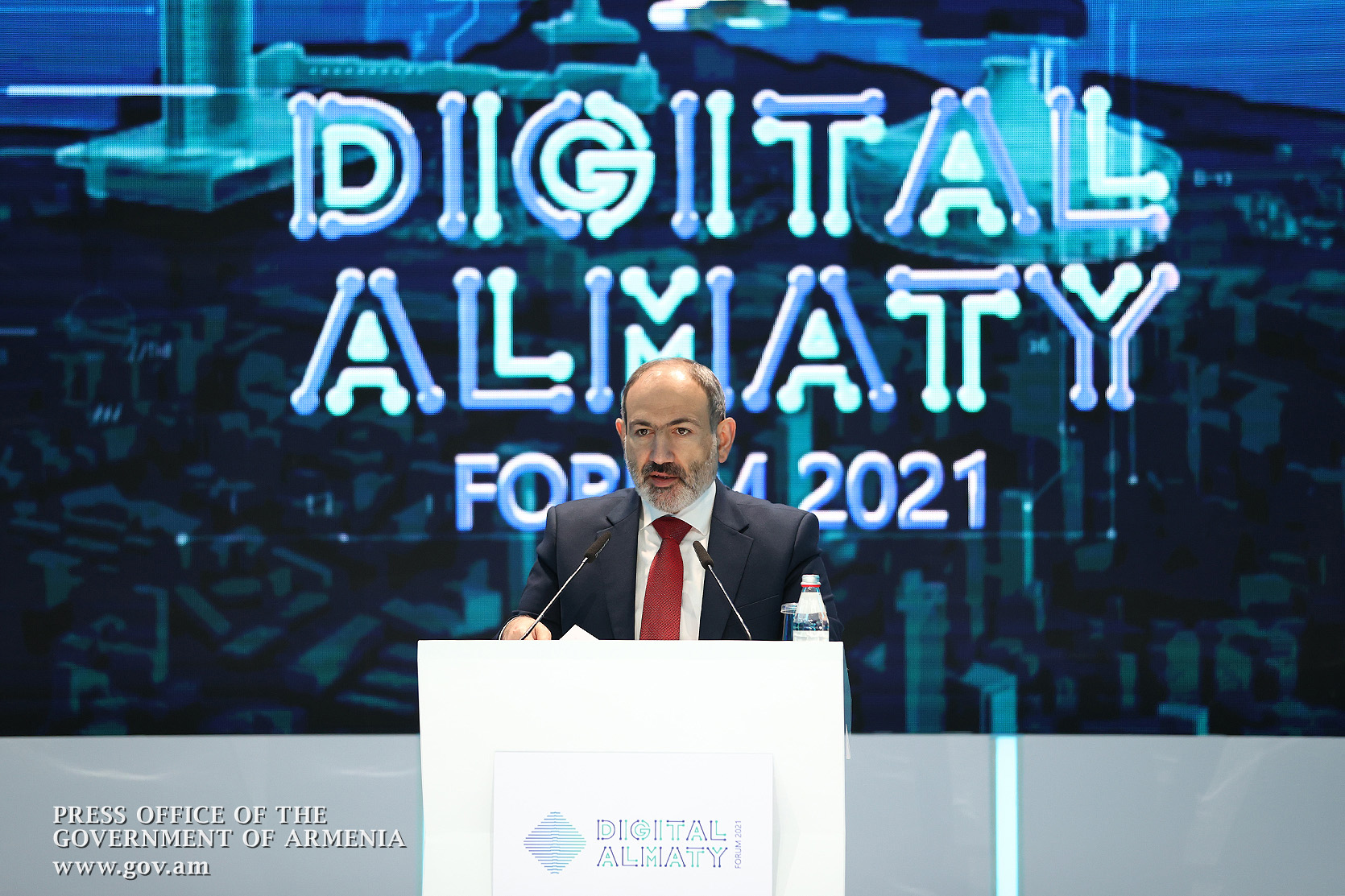 «Պետք է ձգտել, որպեսզի թվային մակարդակում ԵԱՏՄ երկրների միջև սահմանները վերանան». վարչապետը մասնակցել է «Almaty Digital Forum 2021» ֆորումին