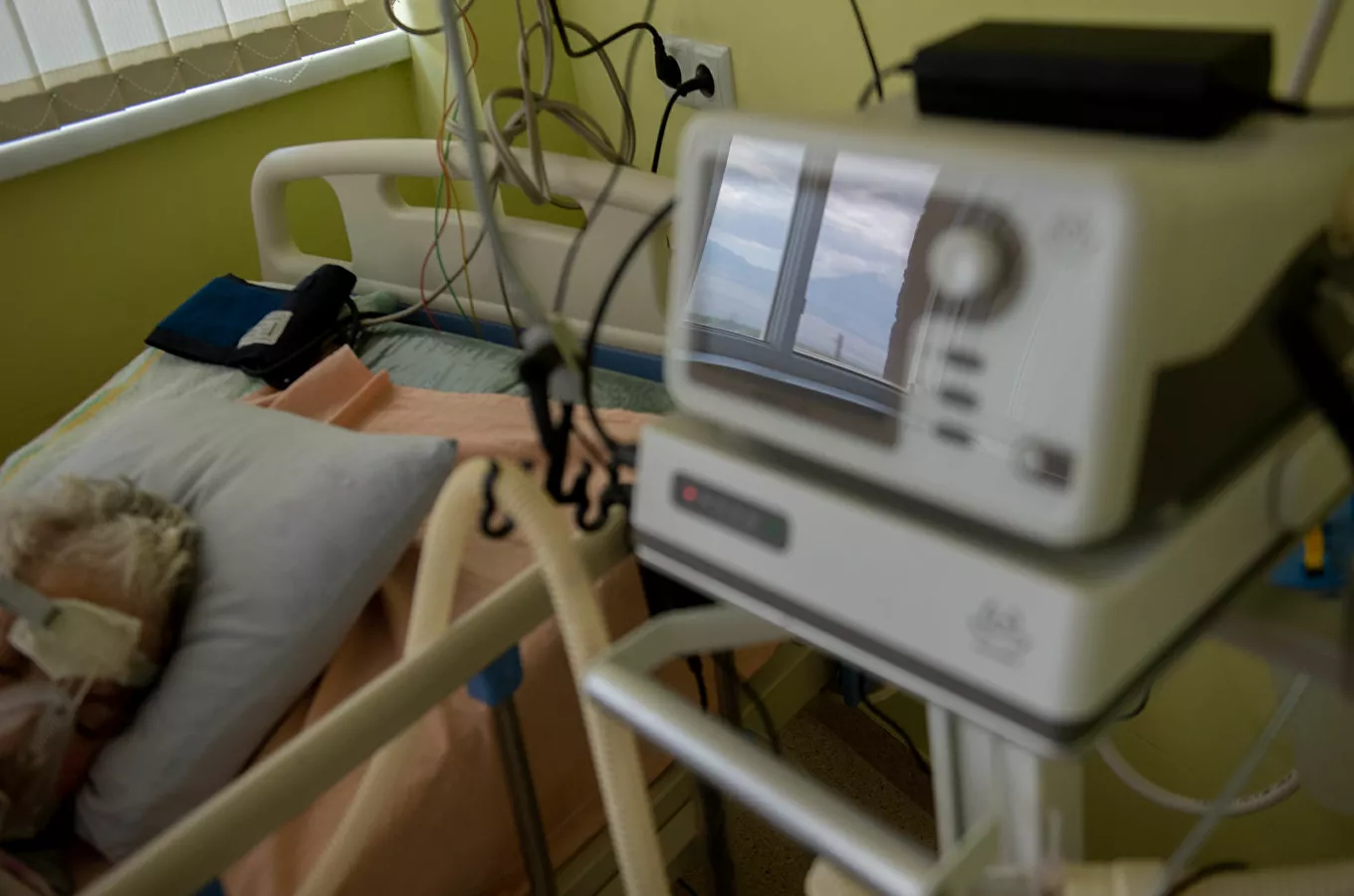 2603 նոր դեպք, 32 մահ` մեկ օրում. կորոնավիրուսային հիվանդության ընթացքը Հայաստանում