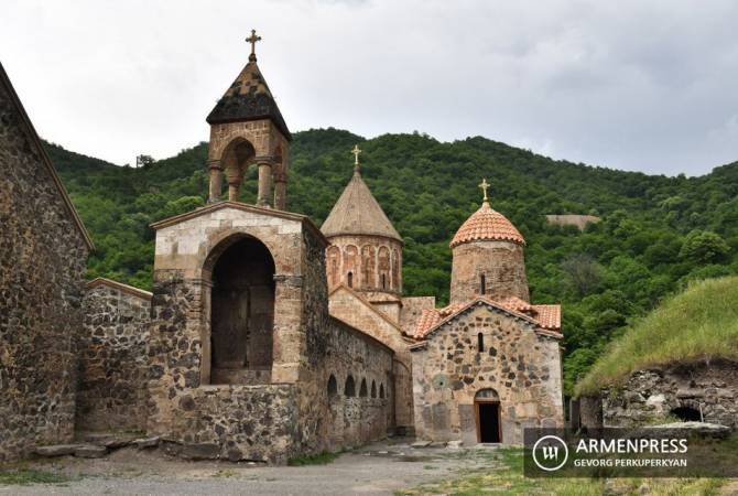 Putin highlights protection of monuments and sanctuaries in Nagorno Karabakh