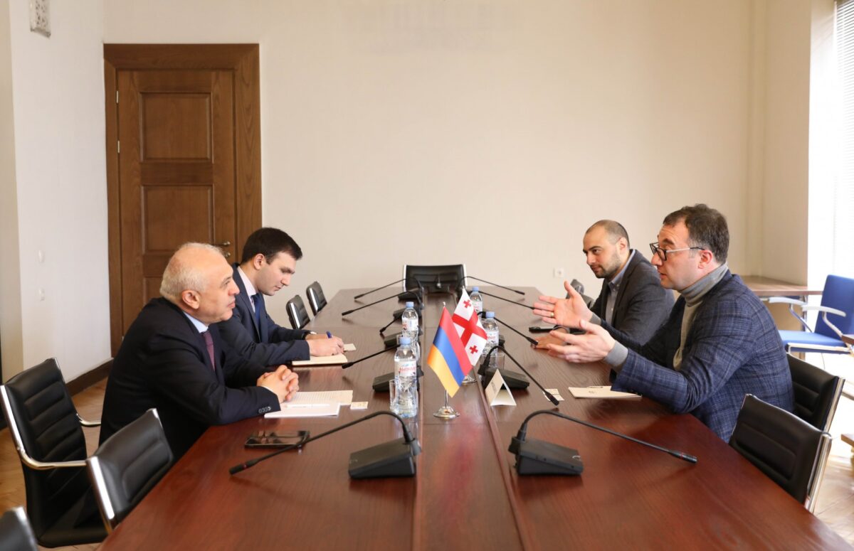 Անդրադարձ է կատարվել Հայաստանի և Վրաստանի միջև տնտեսական կապերի խորացմանը և այս հարցում խորհրդարանների հնարավոր դերակատարմանը