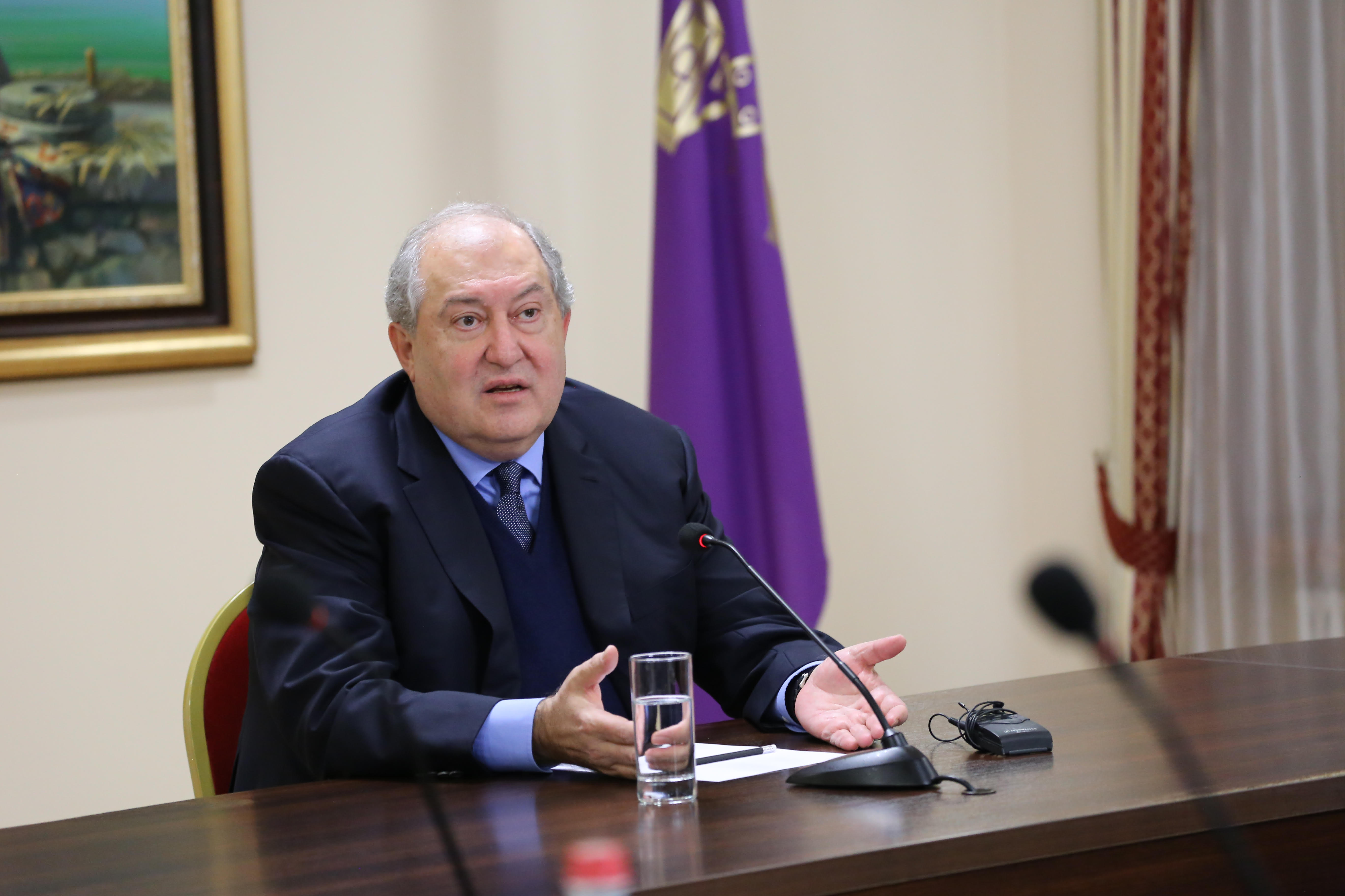 President Armen Sarkissian meets with a group of representatives of the Armenian community of Russia (video)